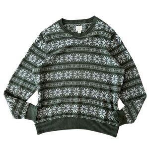 St. John's Bay Green & White Snowflake Pattern Sweater Size: XXL